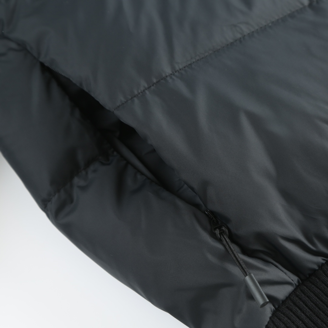 Canada Goose カナダグース ハイブリッジ ワイド キルト ニット ジャケット / レディース ニットアウター