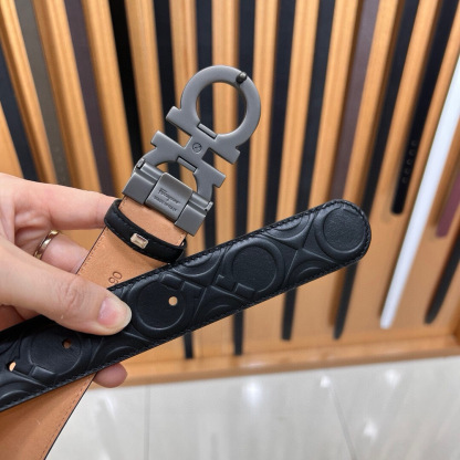 フェラガモ「Ferragamo」リバーシブルベルト