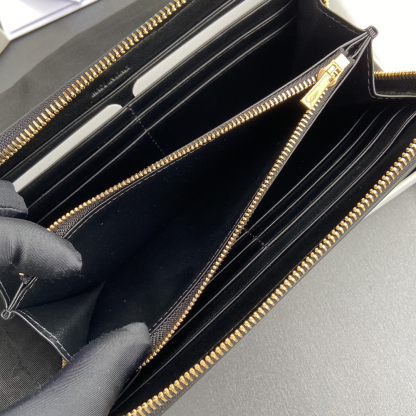 セリーヌ「Celine」TRIOMPHE CANVAS ジップトートバッグ