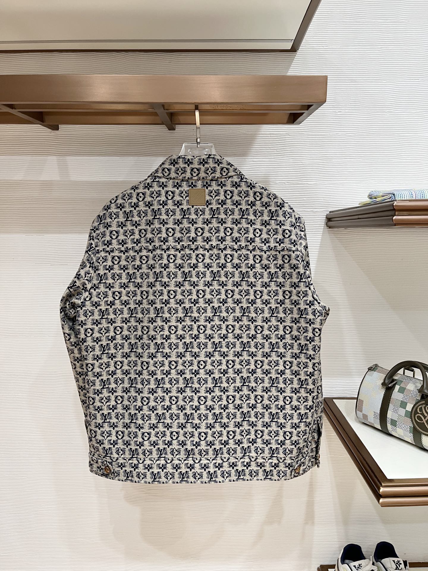 ルイ・ヴィトン「Louis Vuitton」モノグラム柄 ジャカード フリップカラー ジャケット / ワークジャケット