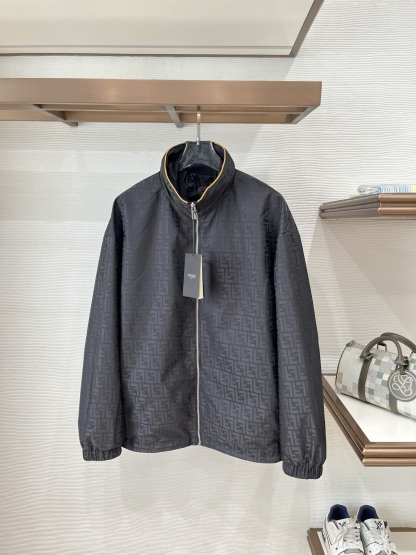 フェンディ「Fendi」フェンディ ゴールドパイピング フーデッドジャケット / メンズ アウター