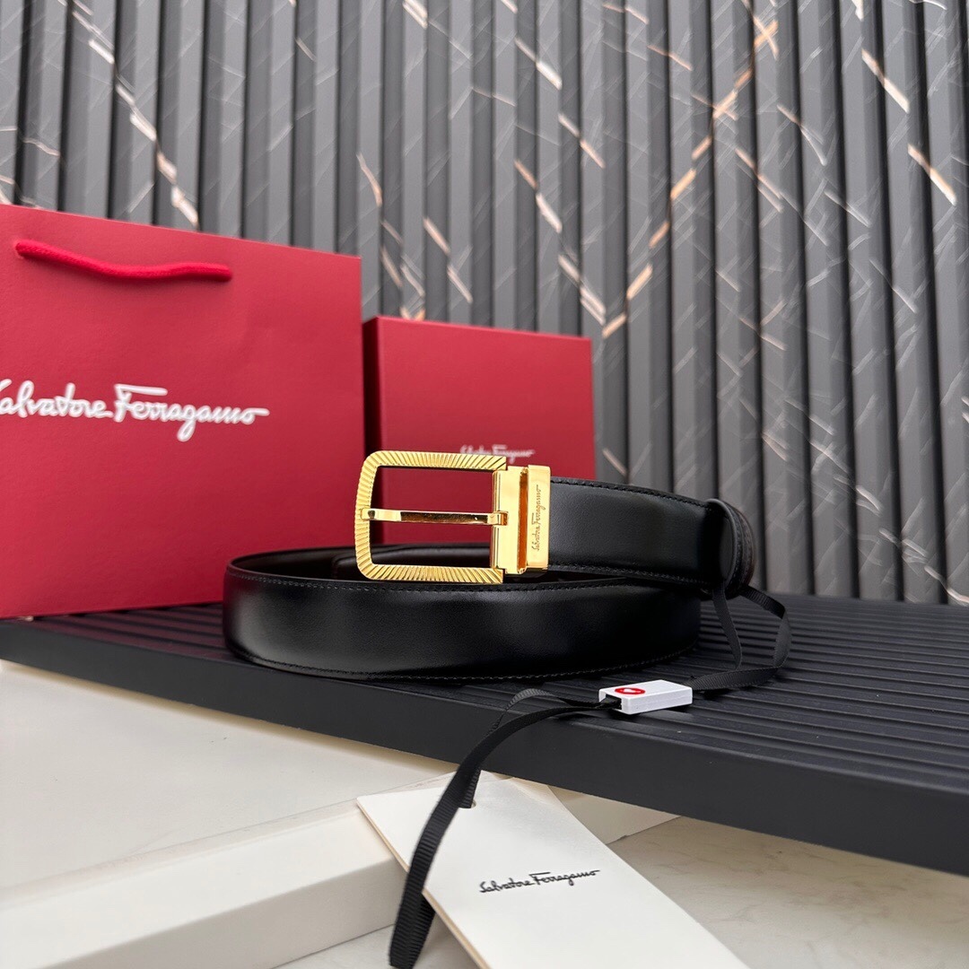 フェラガモ「Ferragamo」リバーシブルベルト