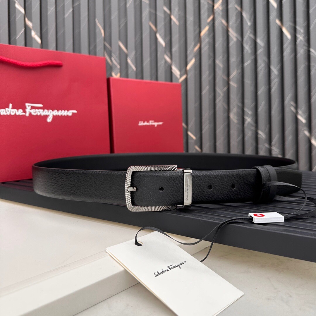 フェラガモ「Ferragamo」リバーシブルベルト