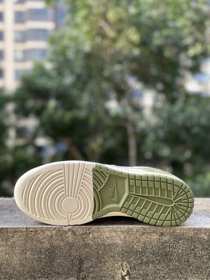 「コラボモデル」Gucci x Nike   SB Dunk Low アニバーサリー デザイナーズスニーカー