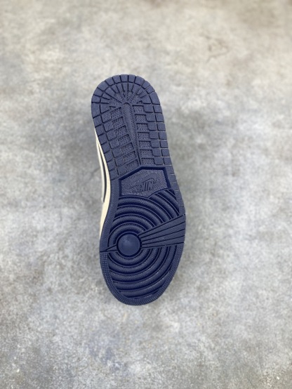 ナイキ「Nike」NIKEク ロー カジュアルスニーカー