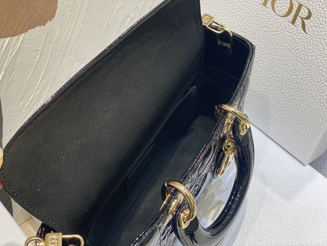 ディオール「Dior」レディ ディオール ラメ レザー ショルダーバッグ