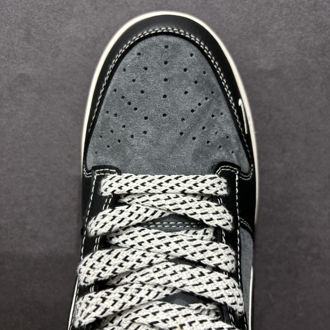 「コラボモデル」Supreme × Nike Air Force 1 Low スニーカー