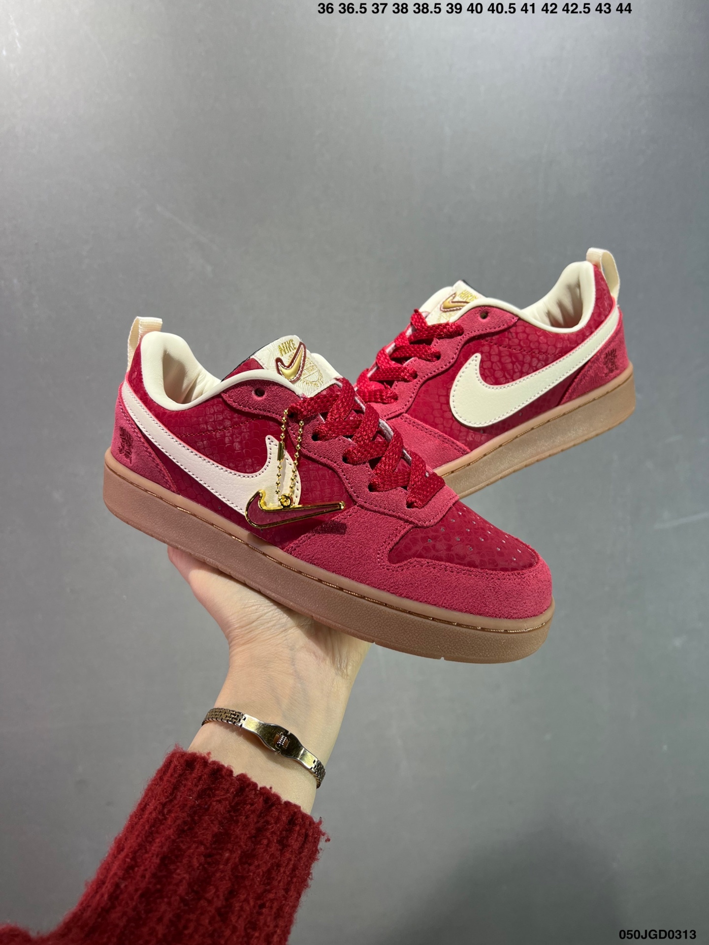 ナイキ「Nike」ク ロー カジュアルスニーカー