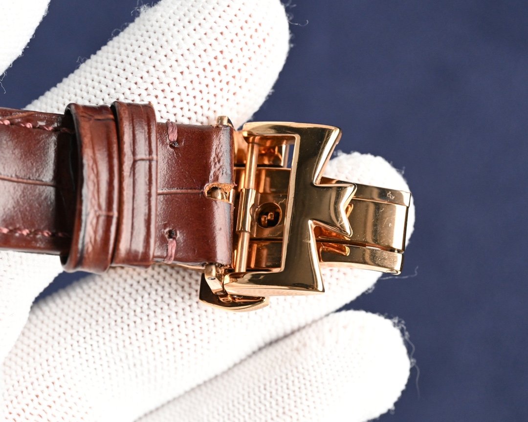 ヴァシュロン・コンスタンタン［Vacheron Constantin］Patrimony Upgraded Collection 自動巻き機械式腕時計41MM