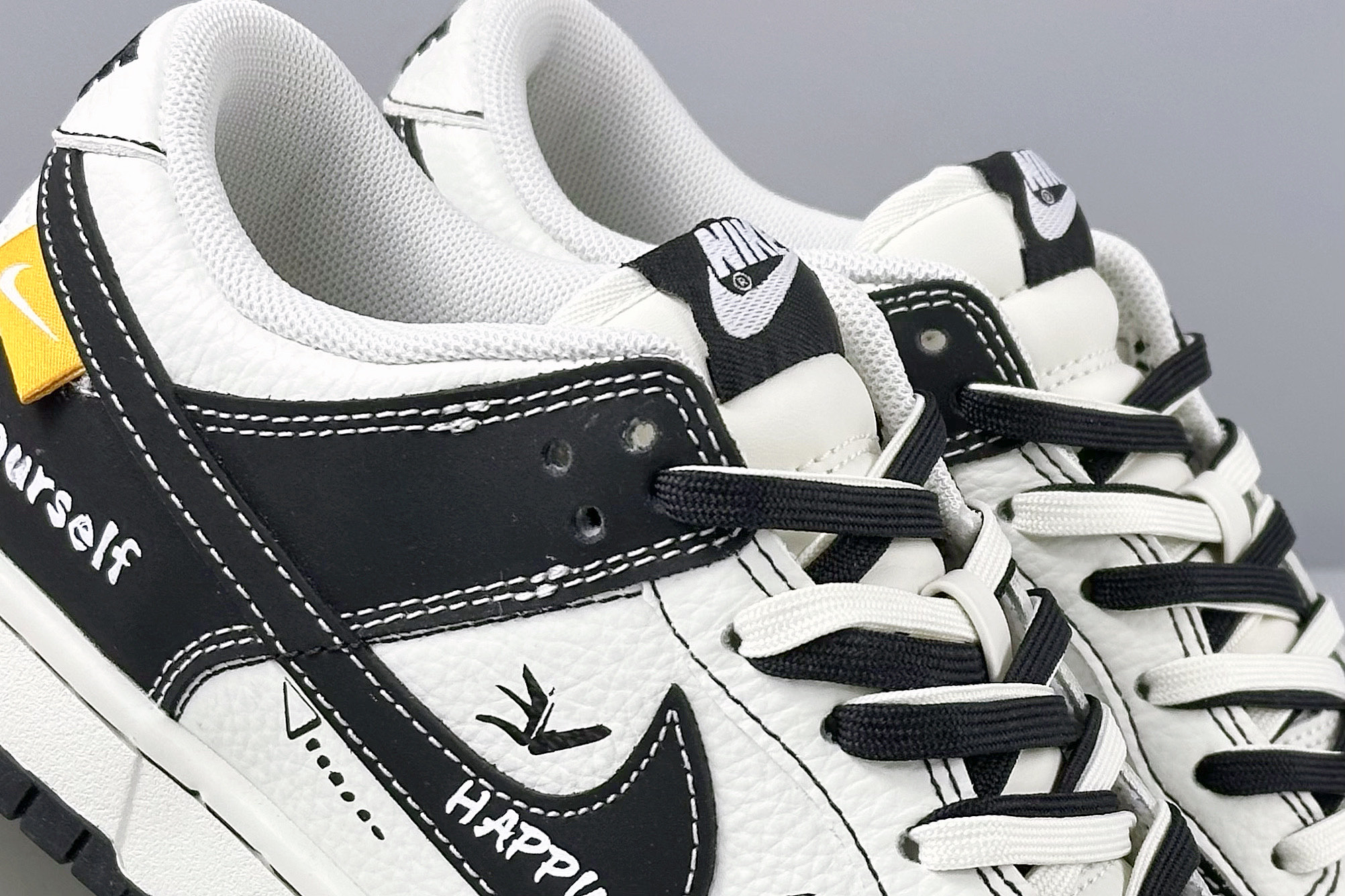 ナイキ「Nikeアライアンス製品 ク ロー カジュアルスニーカー