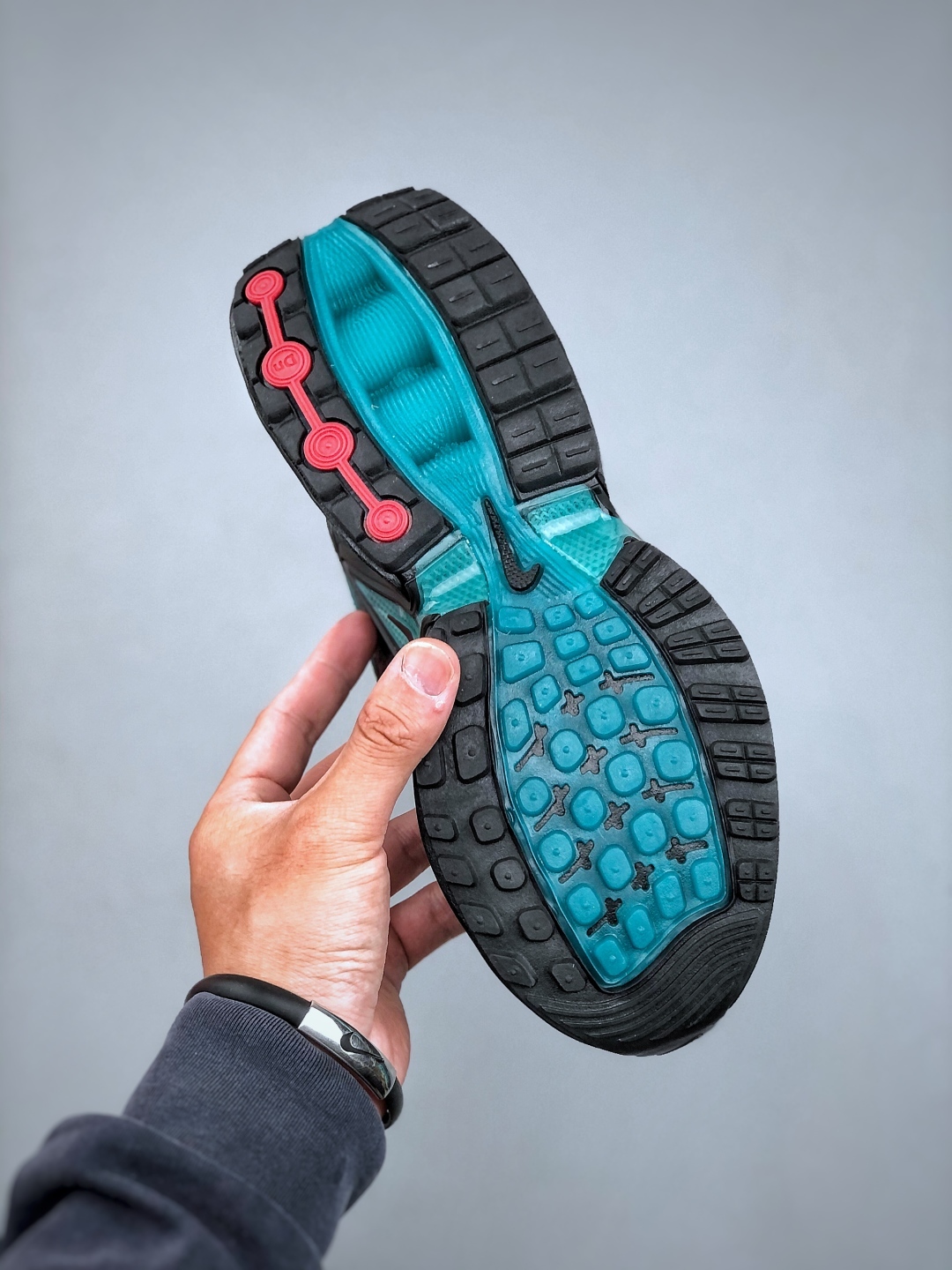 ナイキ「Nike」Air Max DN8 フルレングス エアクッション ランニングシューズ