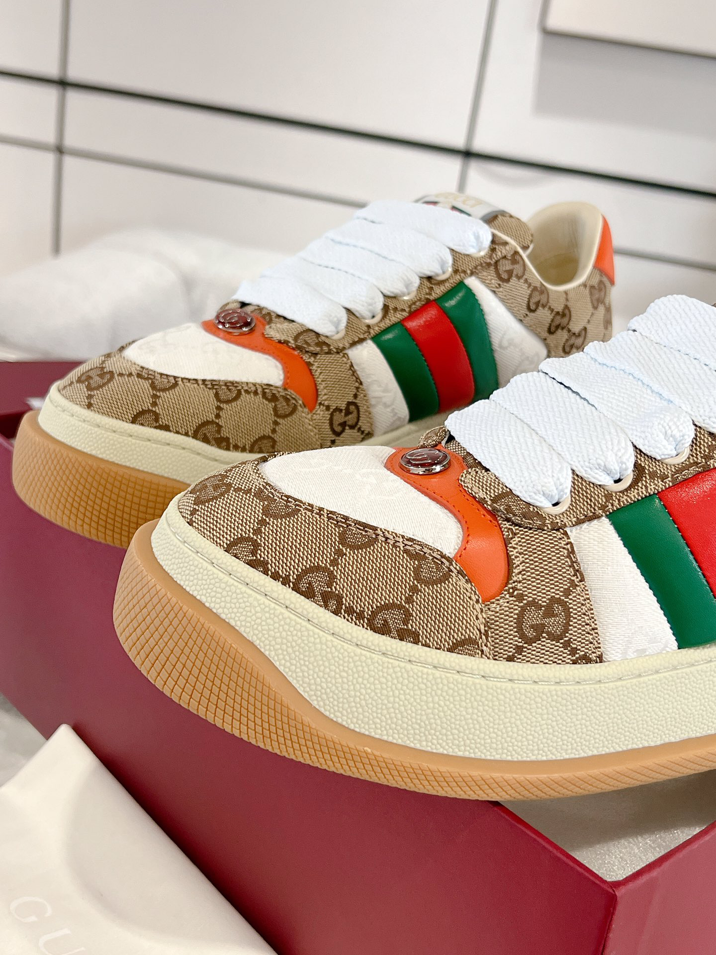 グッチ「Gucci」Screenerシリーズ 織り帯厚底スニーカー