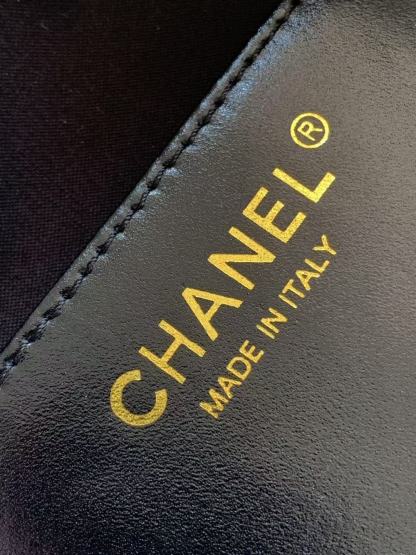 シャネル「Chanel」2025年春夏 CHANEL 25 スモール ハンドバッグ 9色
