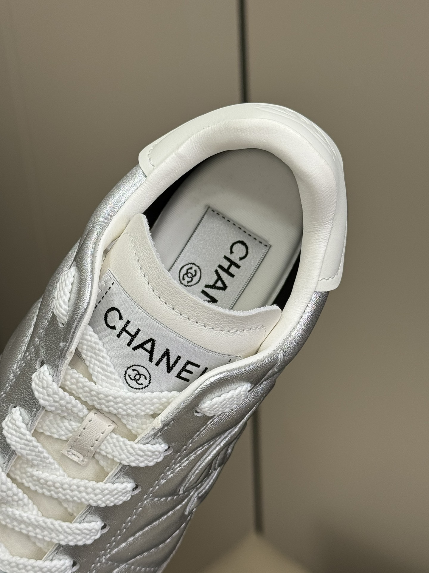 シャネル「Chanel」24B サードジェネレーション スニーカー