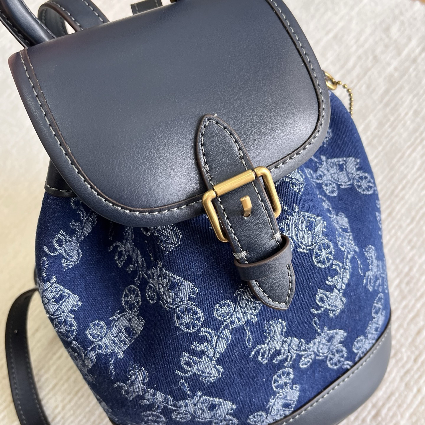 コーチ「Coach」コーチ ハーパー ミニ バックパック