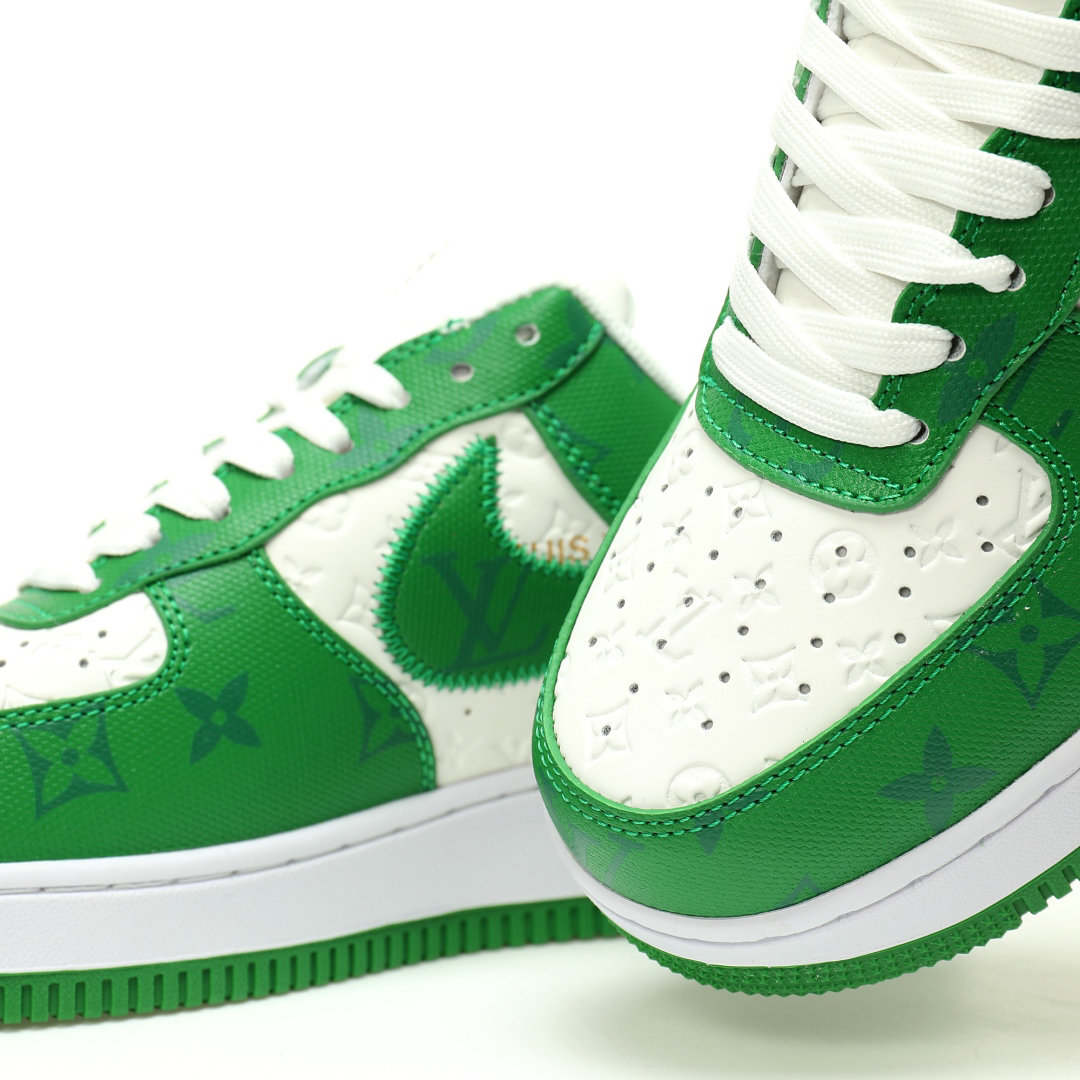「コラボモデル」Louis Vuitton x Nike Air Force 1 ロウ "グリーン/ホワイト モノグラム" スニーカー