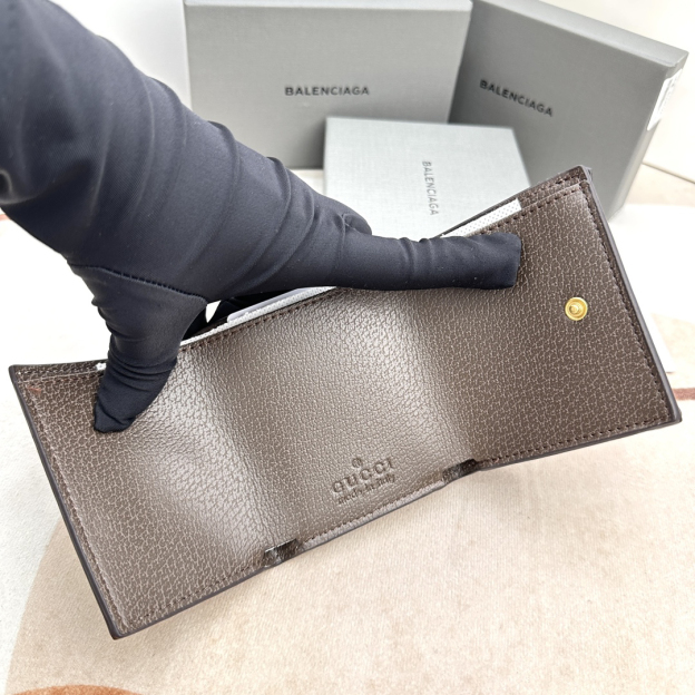 バレンシアガ Balenciaga & Gucci コラボレーション クラシックウォレット 財布