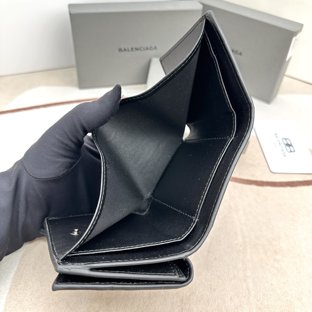 バレンシアガ 「Balenciaga」 クラシックウォレット 財布