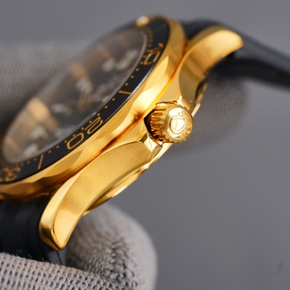 オメガ「Omega」シーマスター ダイバー 42MM メンズウォッチ