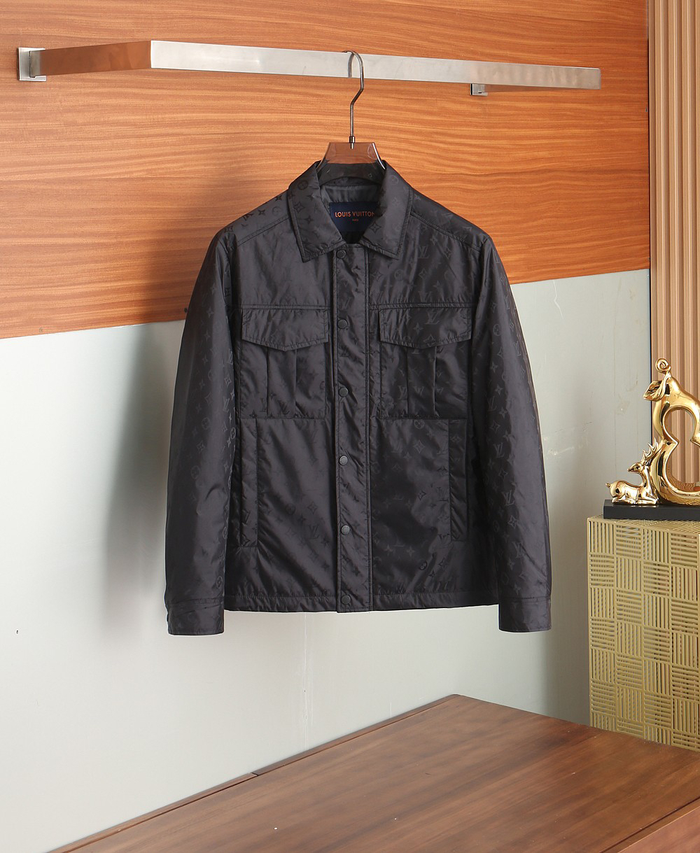 ルイ・ヴィトン「Louis Vuitton」秋冬コレクション クイルテッド ジャケット
