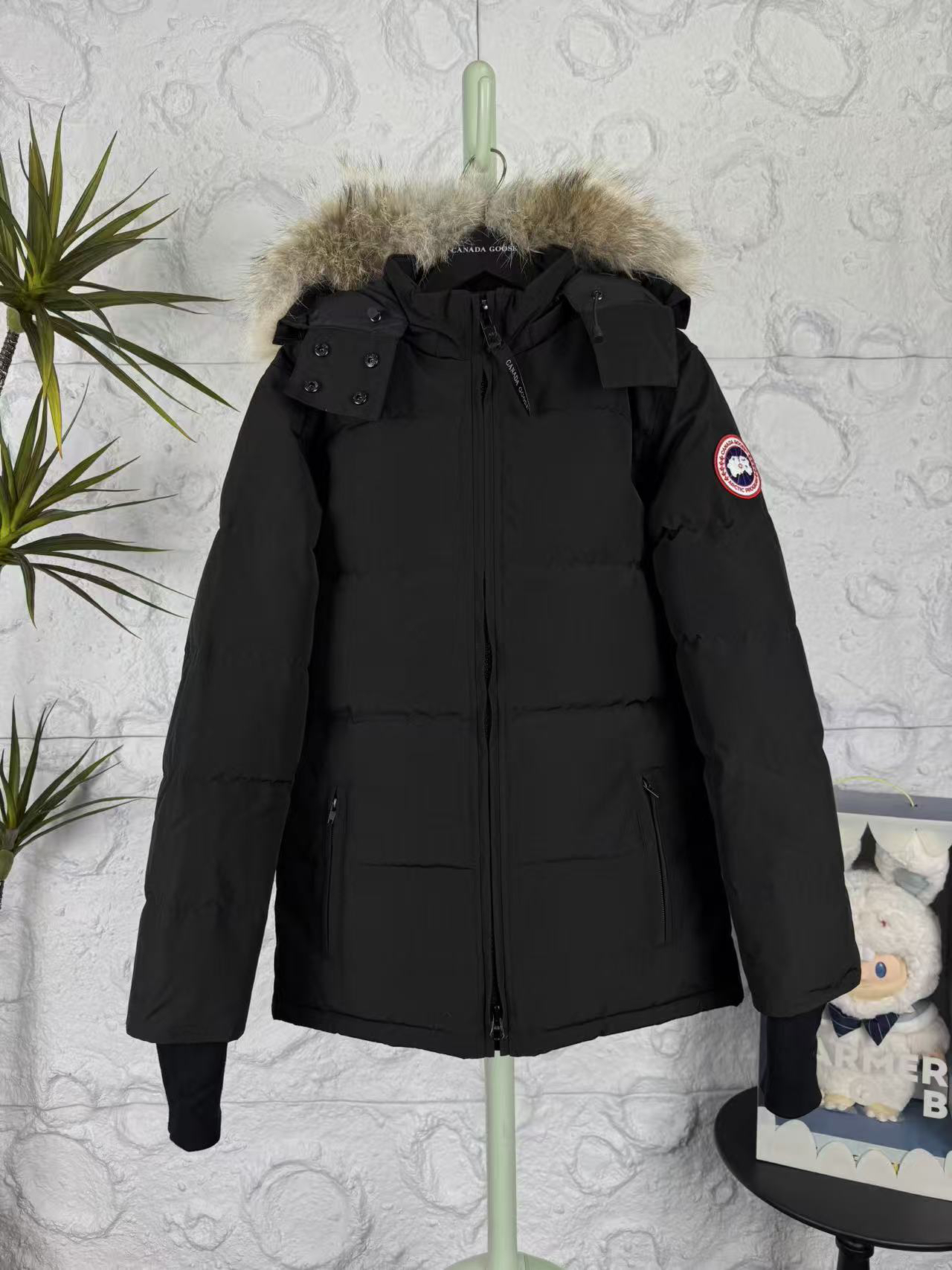 カナダグース「Canada Goose」秋冬フード付きダウンコート
