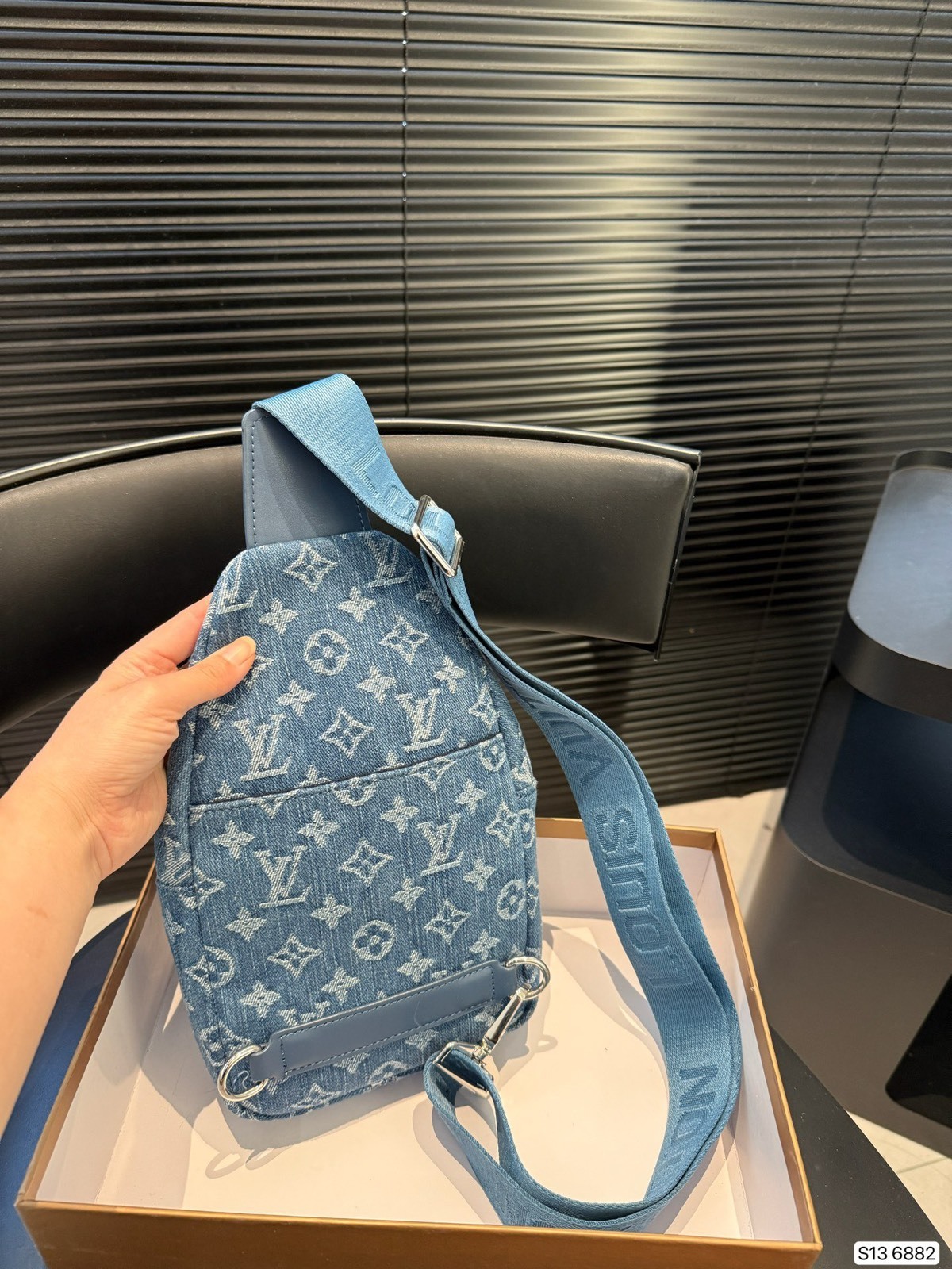 ルイ・ヴィトン「Louis Vuitton」メンズ ウエストバッグ