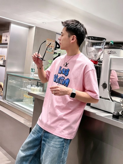 ルイ・ヴィトン「Louis Vuitton」ロゴプリントTシャツ / ショートスリーブ クルーネック
