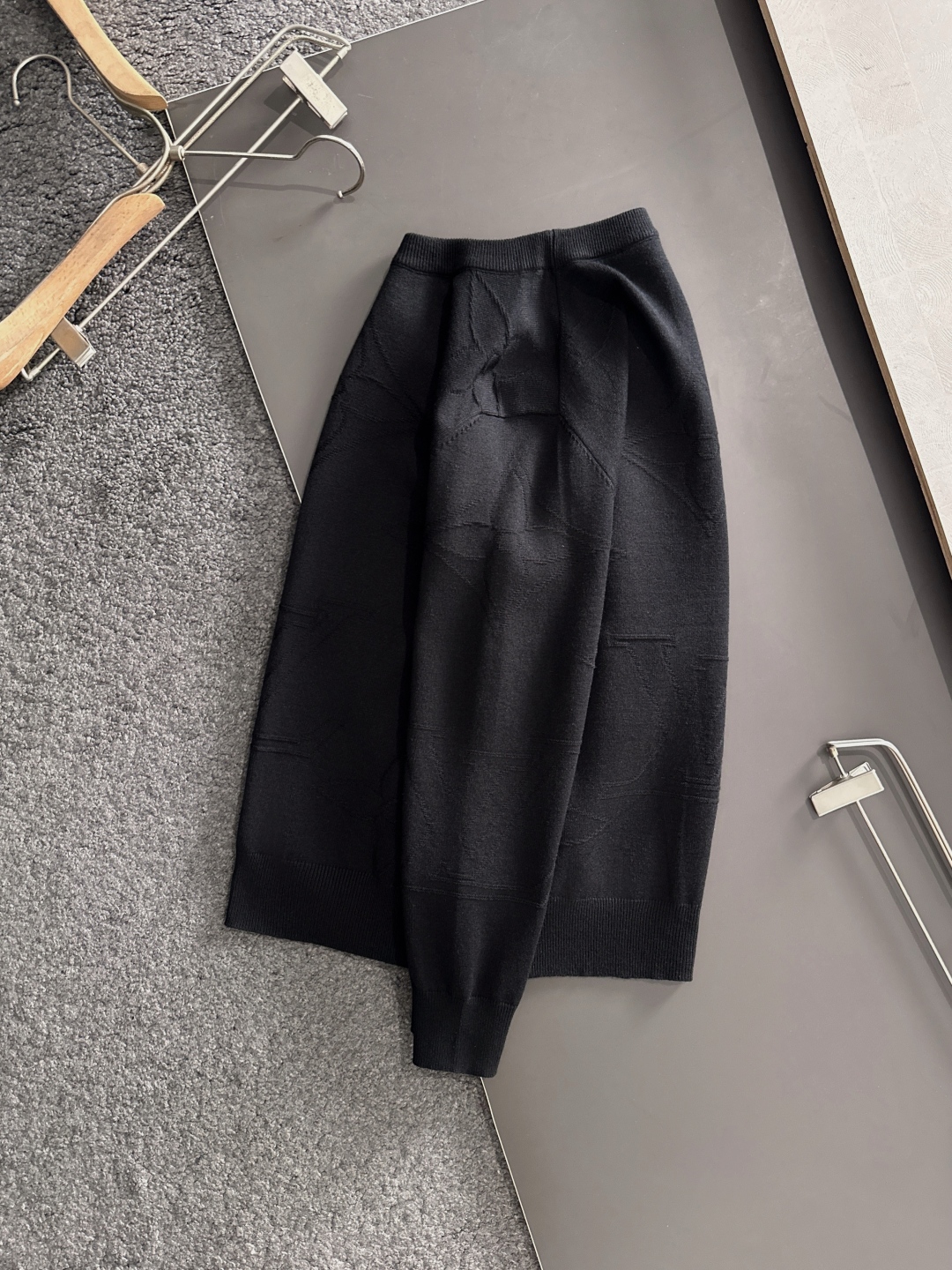 ルイ・ヴィトン「Louis Vuitton」秋冬 メンズ  クルーネックニット