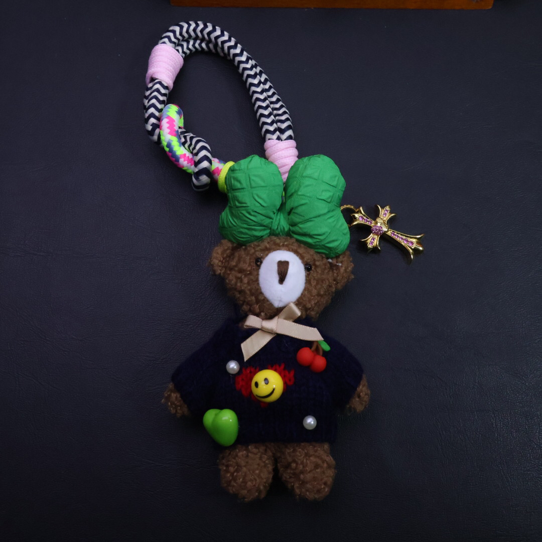 クロムハーツ「Chrome Hearts」バッグチャーム - すべてのトレンドバッグに合わせて、クールでキュートなスタイルを