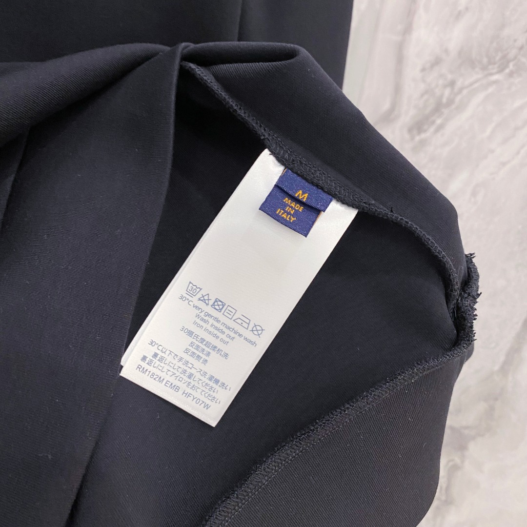 ルイ・ヴィトン「Louis Vuitton」スウェットシャツ