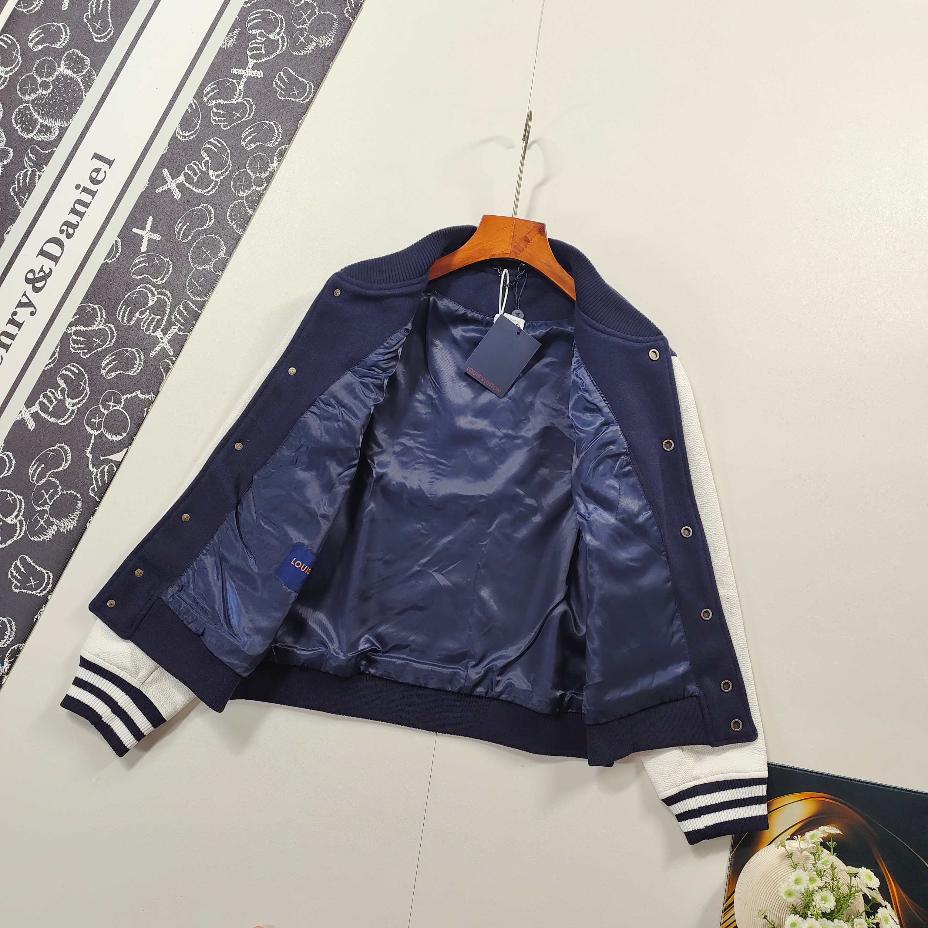 ルイ・ヴィトン「Louis Vuitton」モダンベースボールジャケット