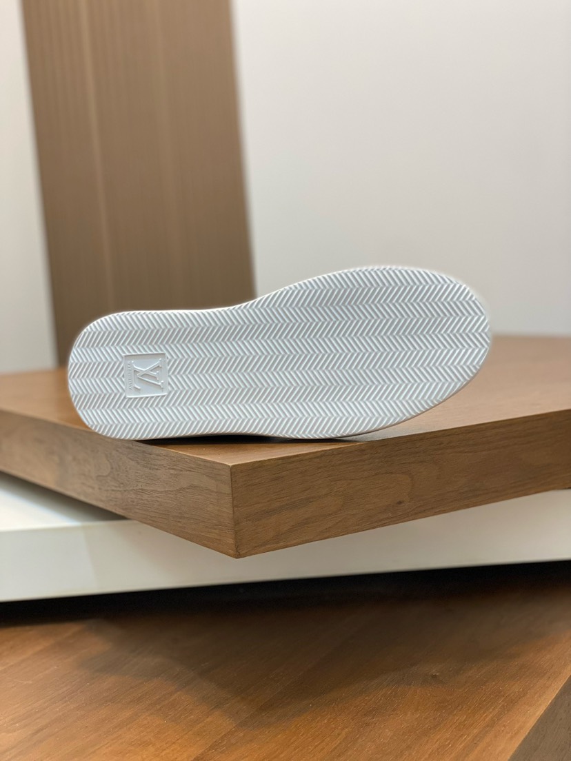 ルイ・ヴィトン「Louis Vuitton」ルイ・ヴィトン スニーカー / レザー スポーツシューズ 