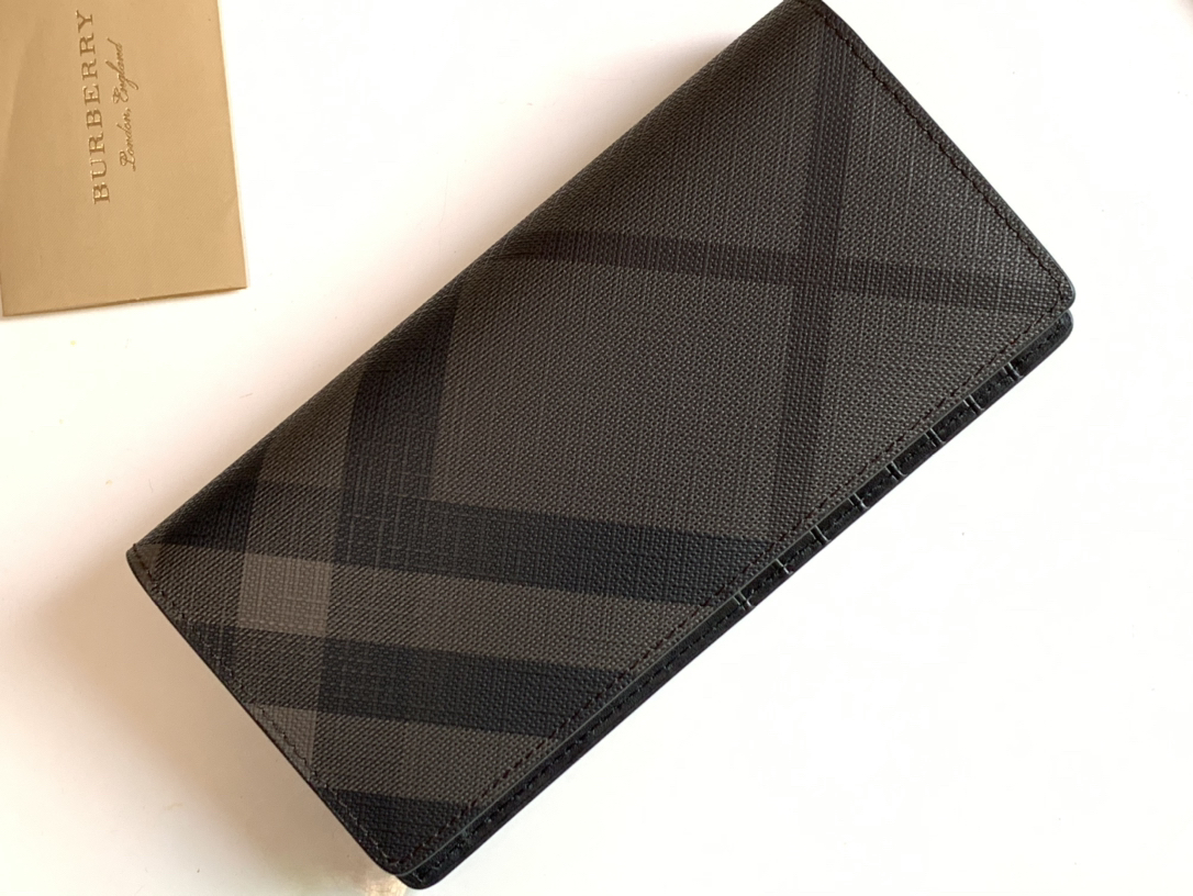 バーバリー「Burberry」London チェック 二つ折り財布