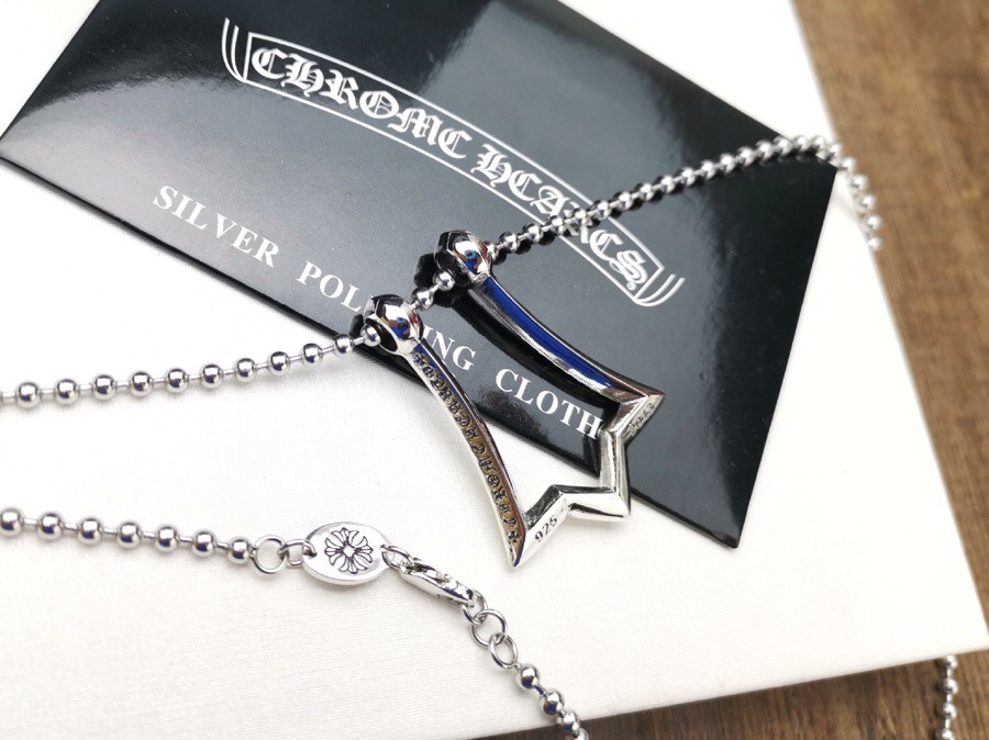 クロムハーツ「Chrome Hearts」トライデントペンダントネックレス
