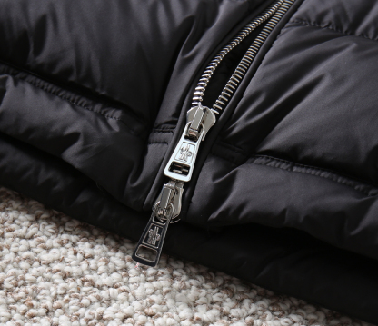 モンクレール「Moncler」秋冬 ダウンジャケット