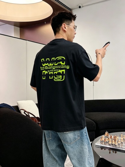 ジバンシィ「Givenchy」ジバンシィ ロゴプリントTシャツ / ショートスリーブ クルーネック