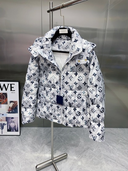 ルイ・ヴィトン「Louis Vuitton」秋冬フード付きダウンジャケット