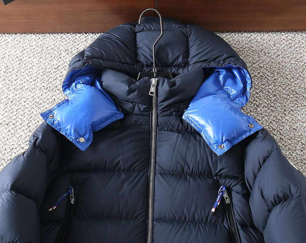 モンクレール「Moncler」秋冬 ダウンジャケット