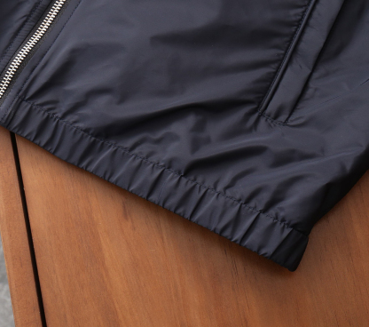 プラダ「Prada」アーリーオータム ジャケット