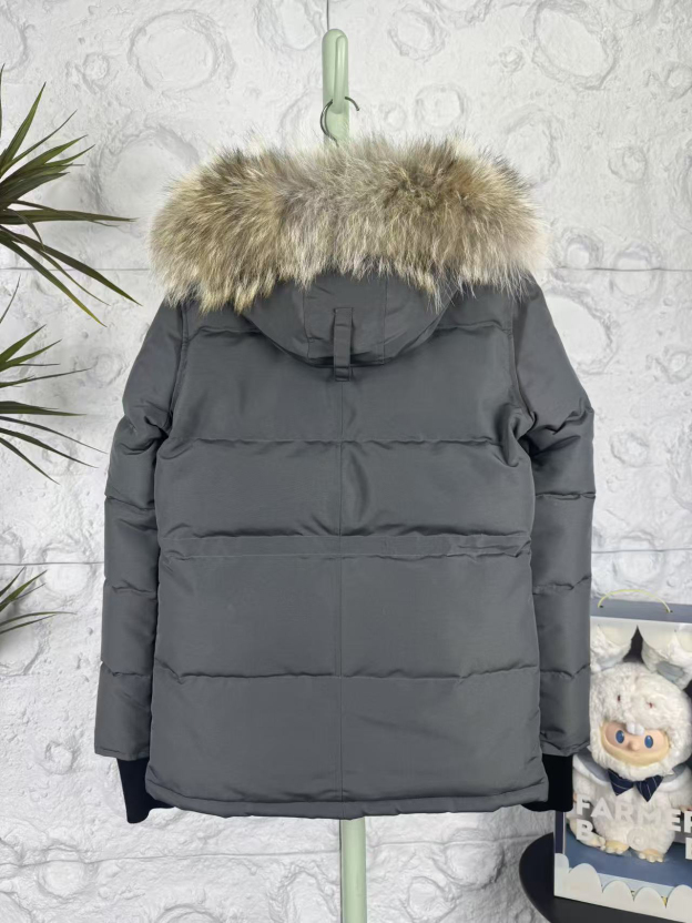 カナダグース「Canada Goose」秋冬フード付きダウンコート