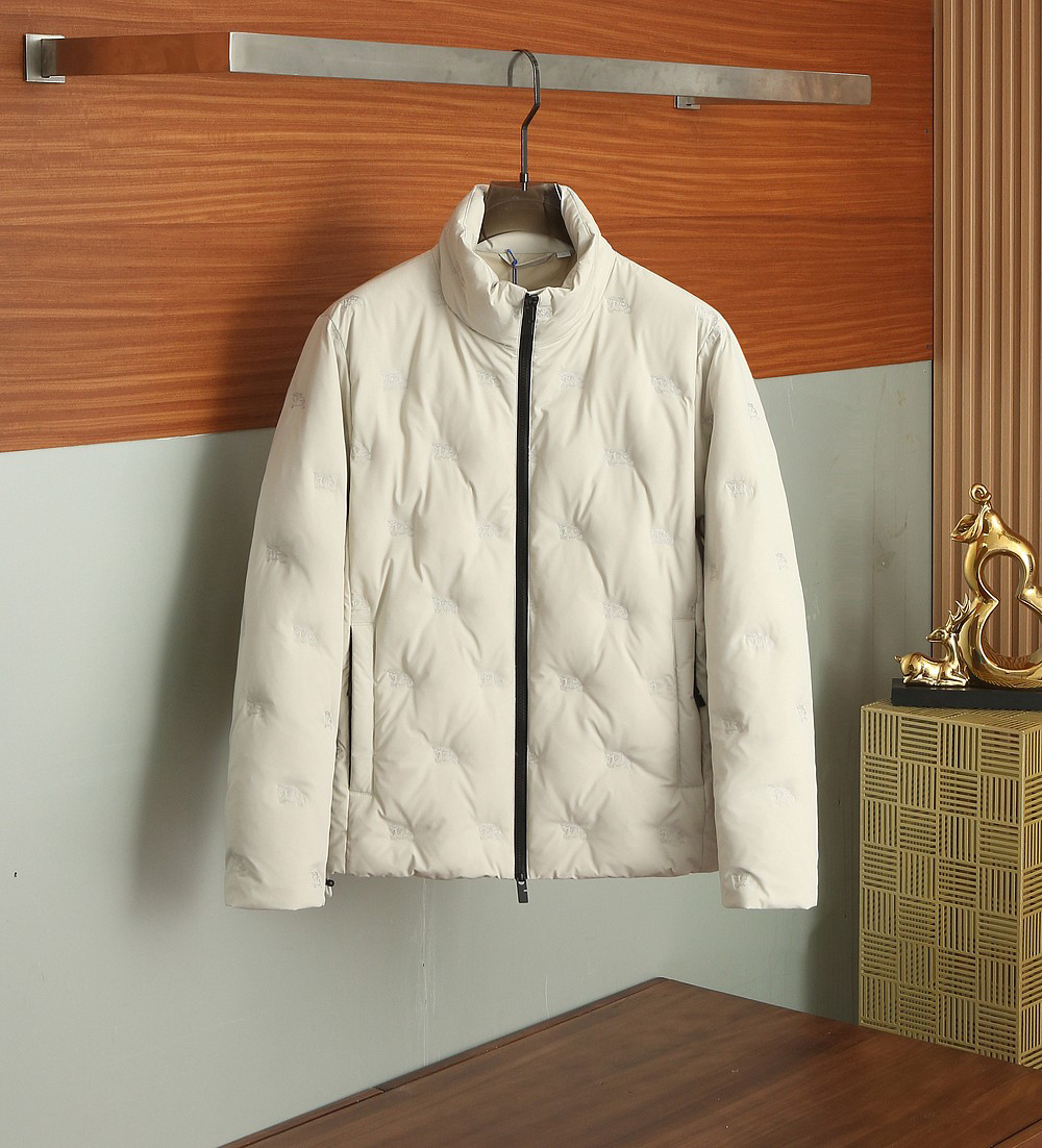 バーバリー「Burberry」秋冬 クイルティッドダウンジャケット