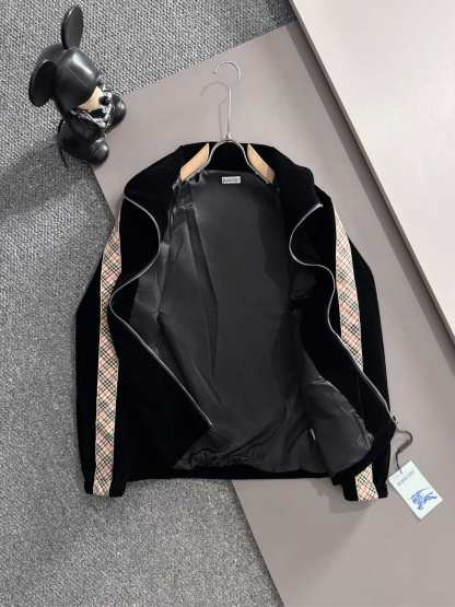 バーバリー「Burberry」秋冬 メンズカジュアルスポーツセット