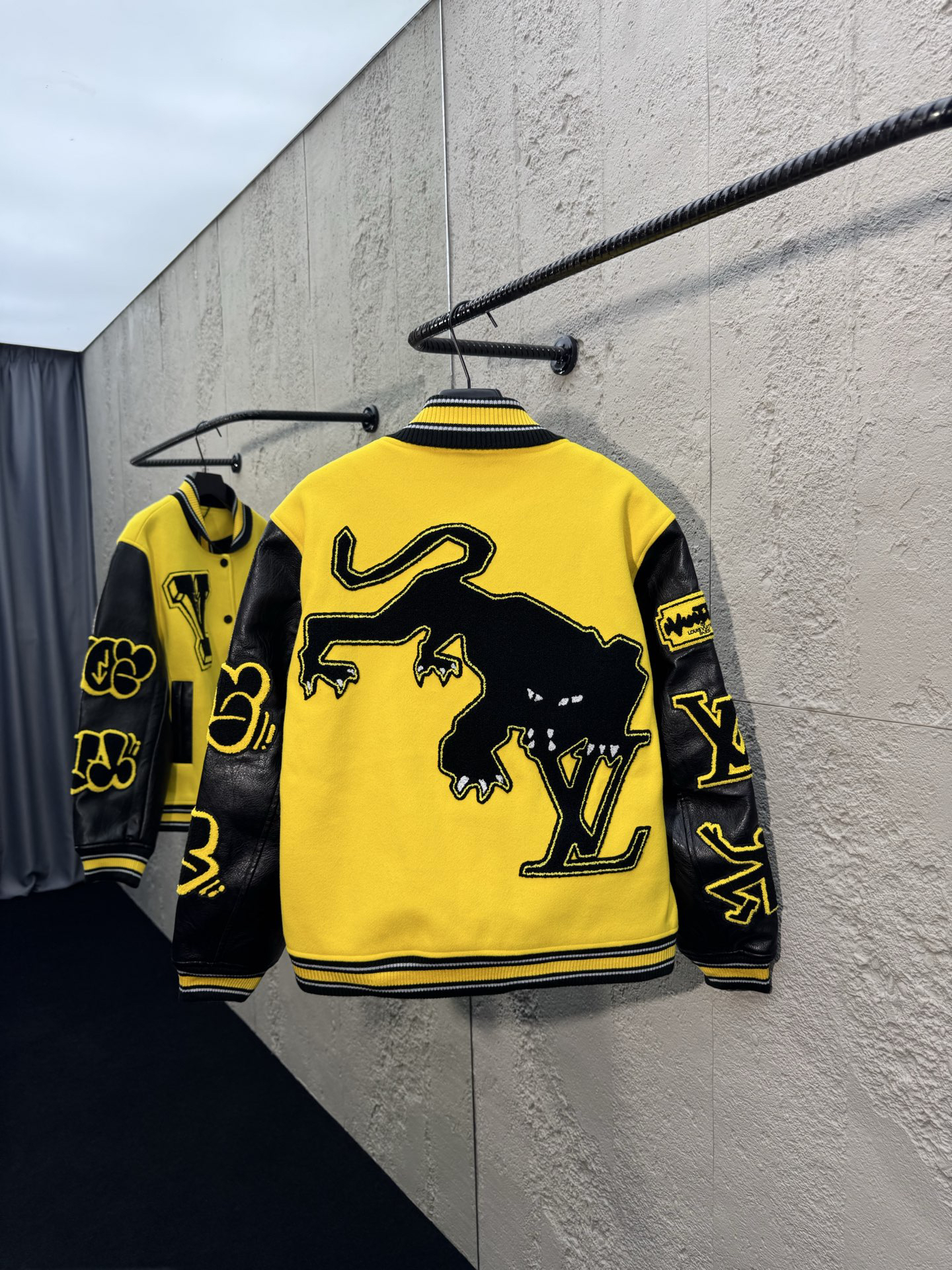 ルイ・ヴィトン「Louis Vuitton」モダンベースボールジャケット