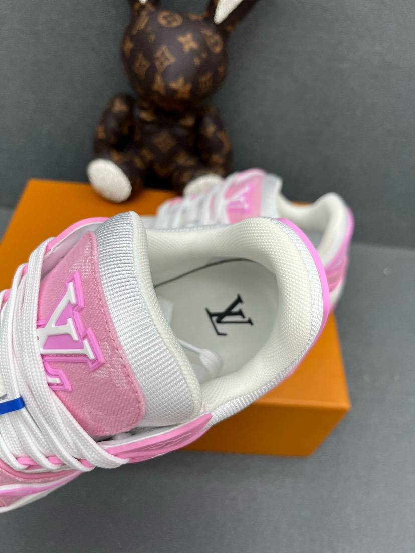 ルイ・ヴィトン「Louis Vuitton」LOUIS VUITTON LV Trainer スニーカー