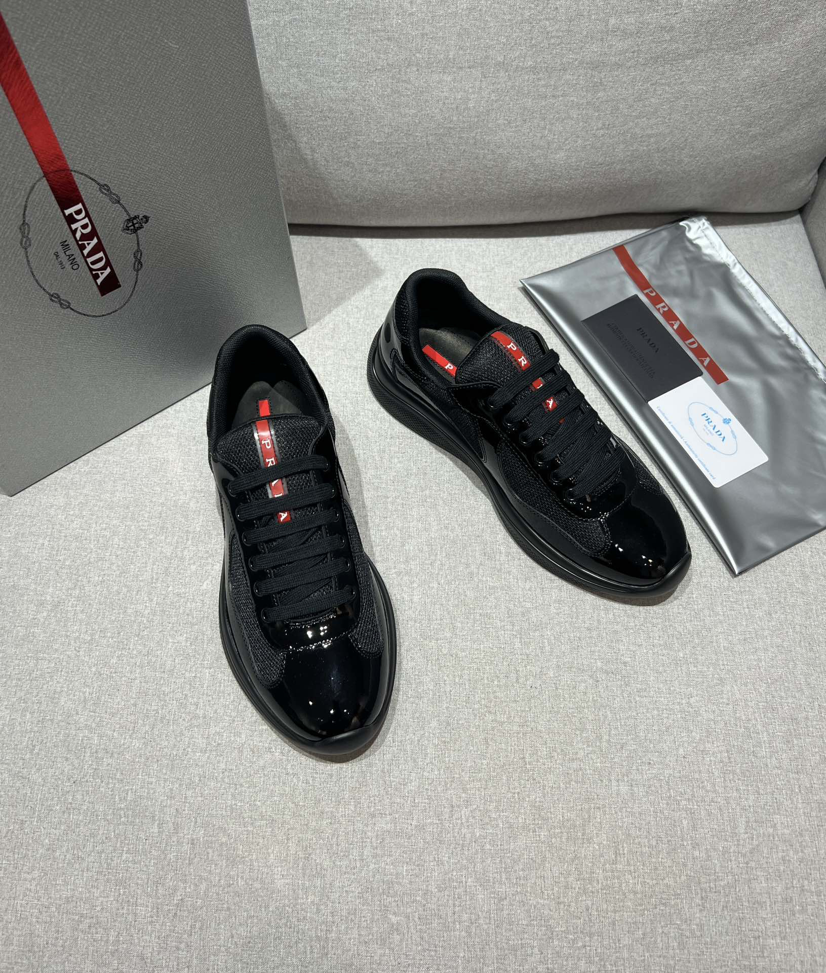 プラダ「Prada」プラダ アメリカスカップ スニーカー / ユニセックスレザースニーカー