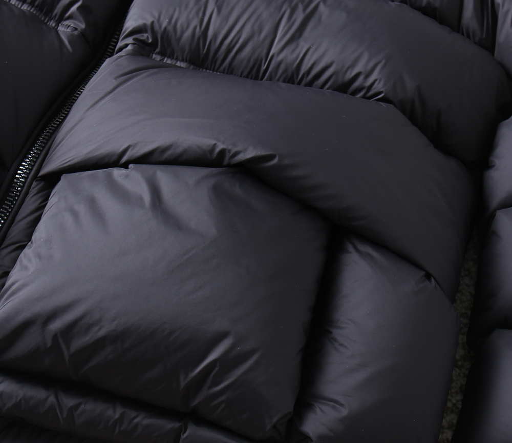 モンクレール「Moncler」秋冬 ダウンジャケット