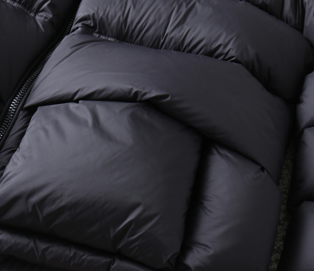 モンクレール「Moncler」秋冬 ダウンジャケット