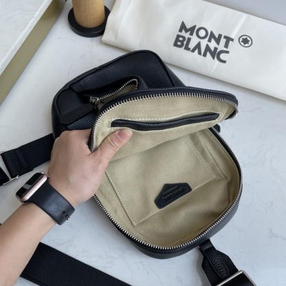 モンブラン 「Montblanc」モンブラン レザーメッセンジャーバッグ / ショルダーバッグ 