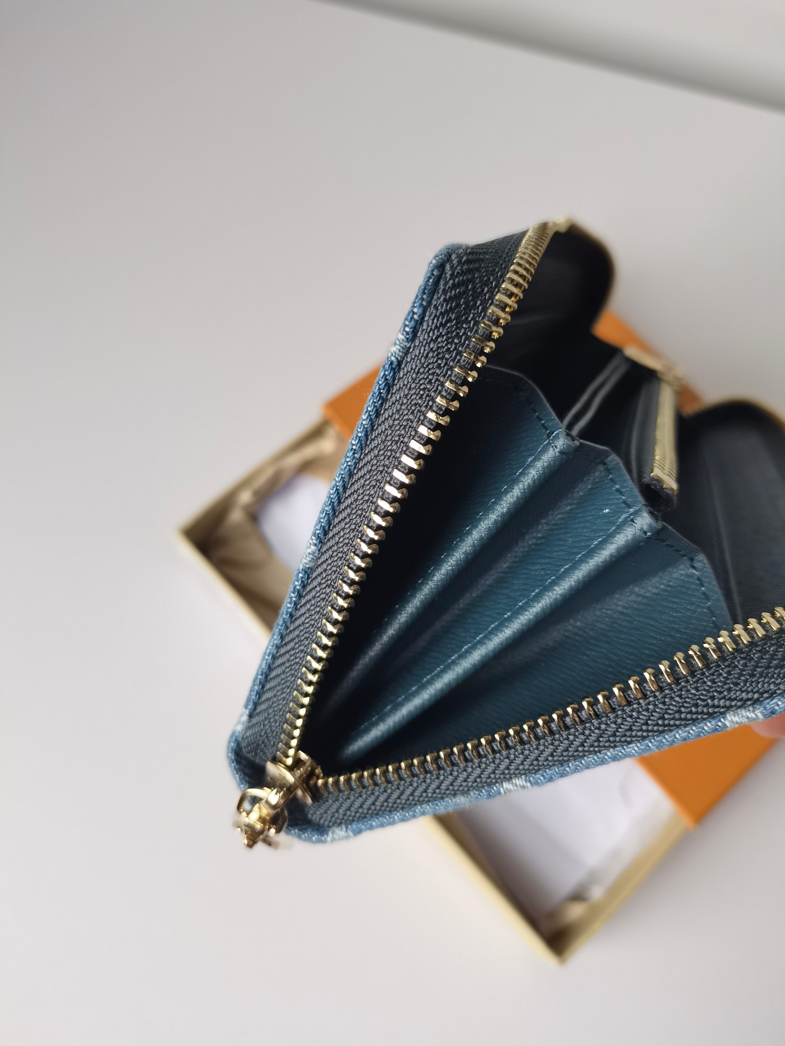 ルイ・ヴィトン「Louis Vuitton」ルイ・ヴィトン ジッピーウォレット M82958 / 長財布