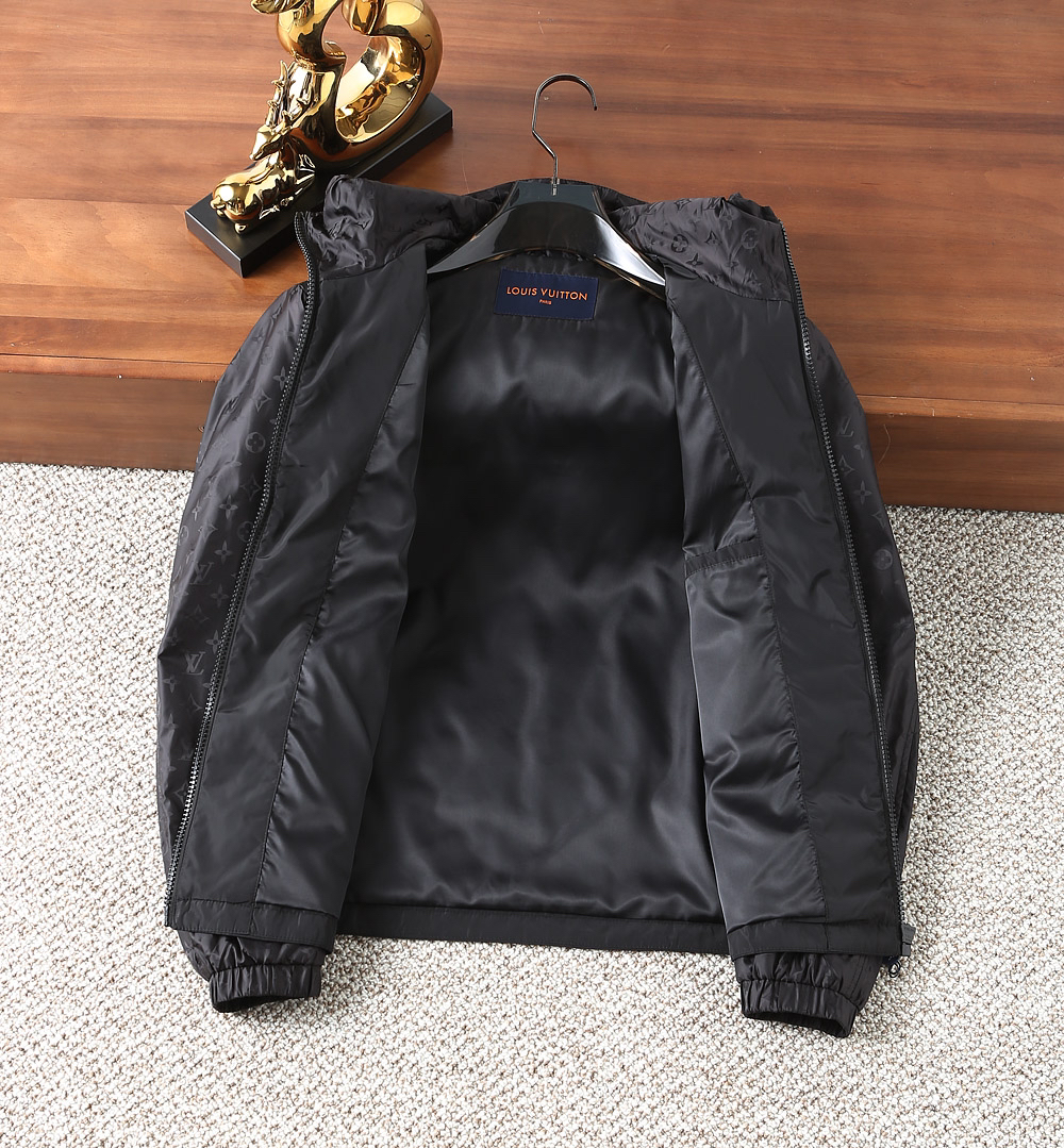 ルイ・ヴィトン「Louis Vuitton」秋冬コレクション クイルテッド ジャケット